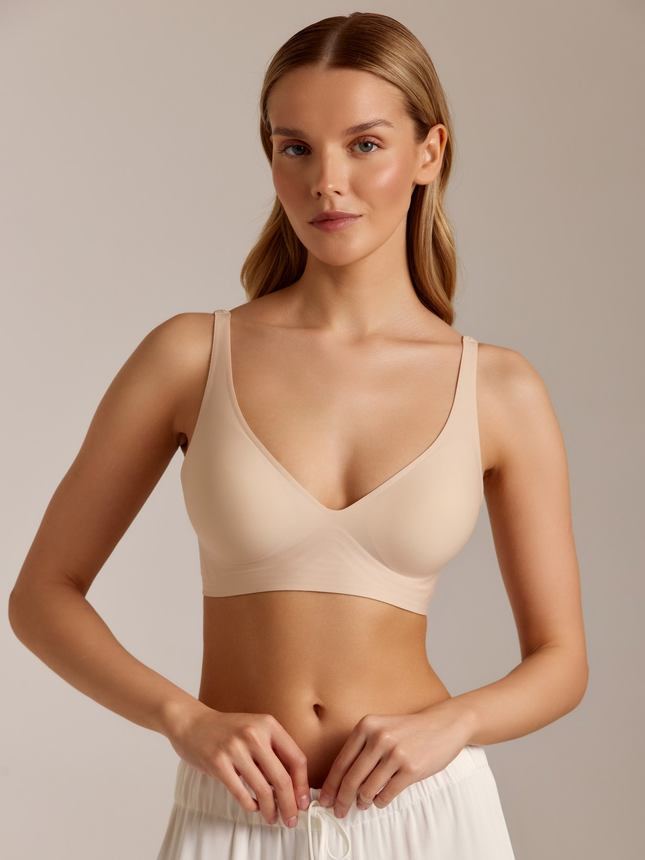 Soft Neutrals — frame 8