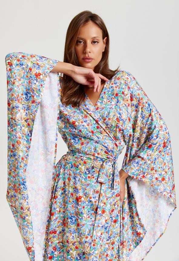 Kimono Collection — frame 8